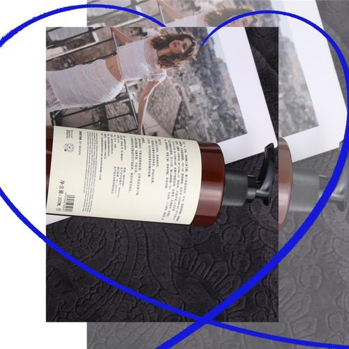 禿頂患者的福音——米叻何首烏生姜洗發水 禿頂患者的福音——米叻何首烏生姜洗發水